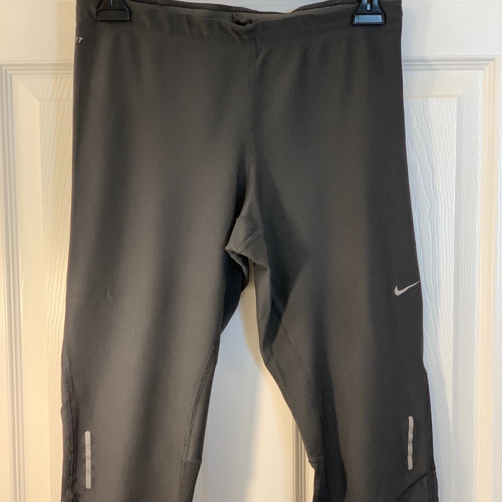 Nike Dri-Fit Crop Leggings 18"- gray